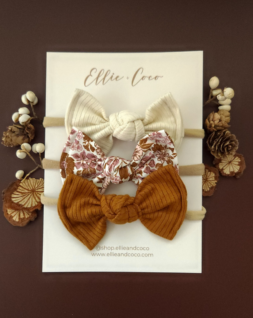 Ensemble de boucles nouées
