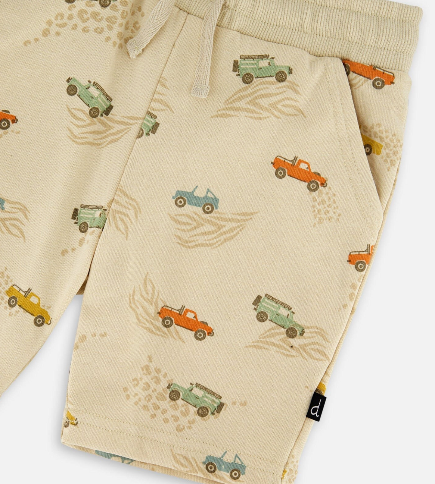 Shorts en molleton | Imprimé Jeep sur beige | Deux Par Deux
