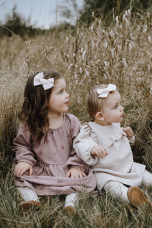 Grandes boucles pour bébé – 14 couleurs offertes