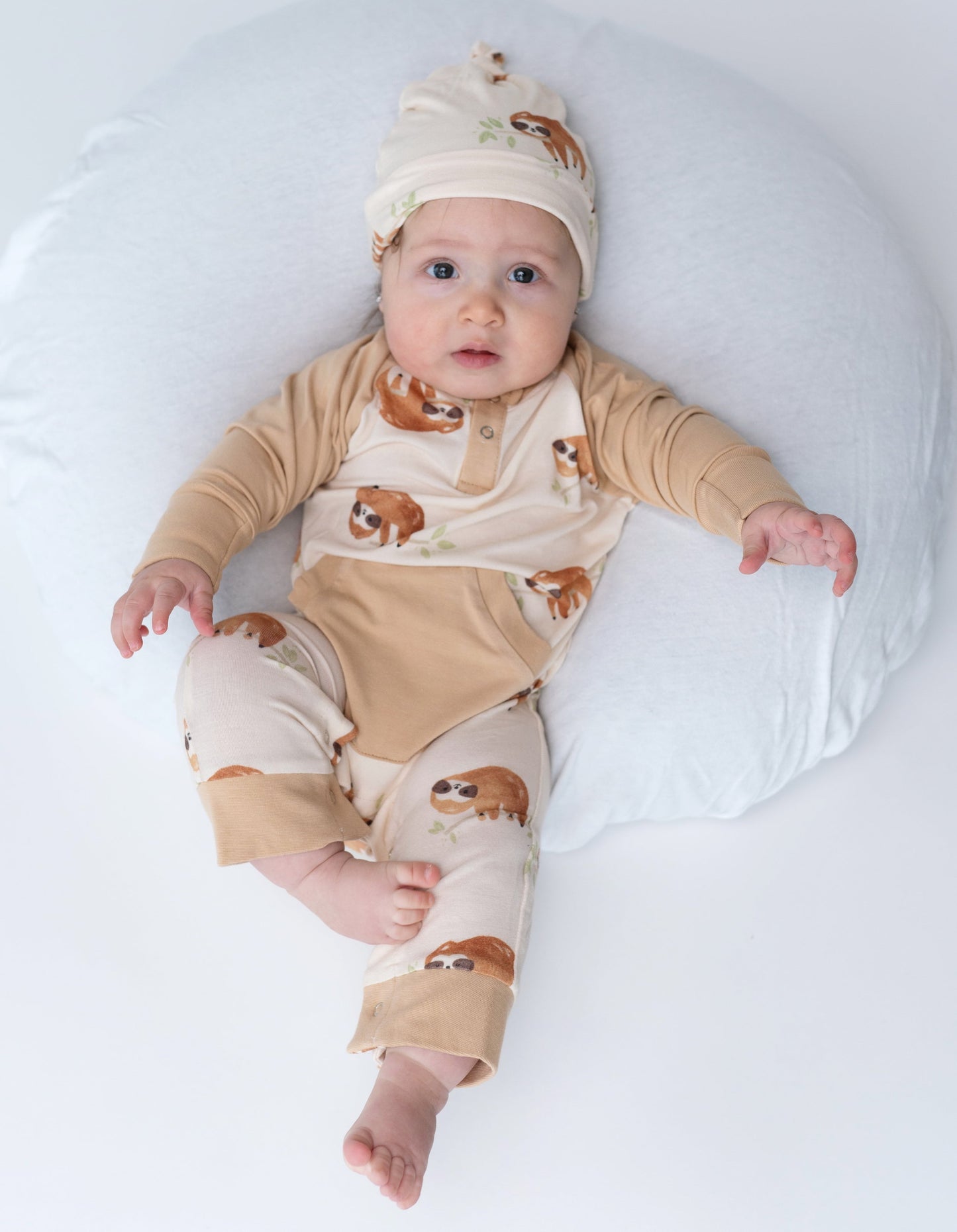 Bamboo Long Sleeve Romper w/Kangaroo Pocket (Sleepy Sloth Print)
