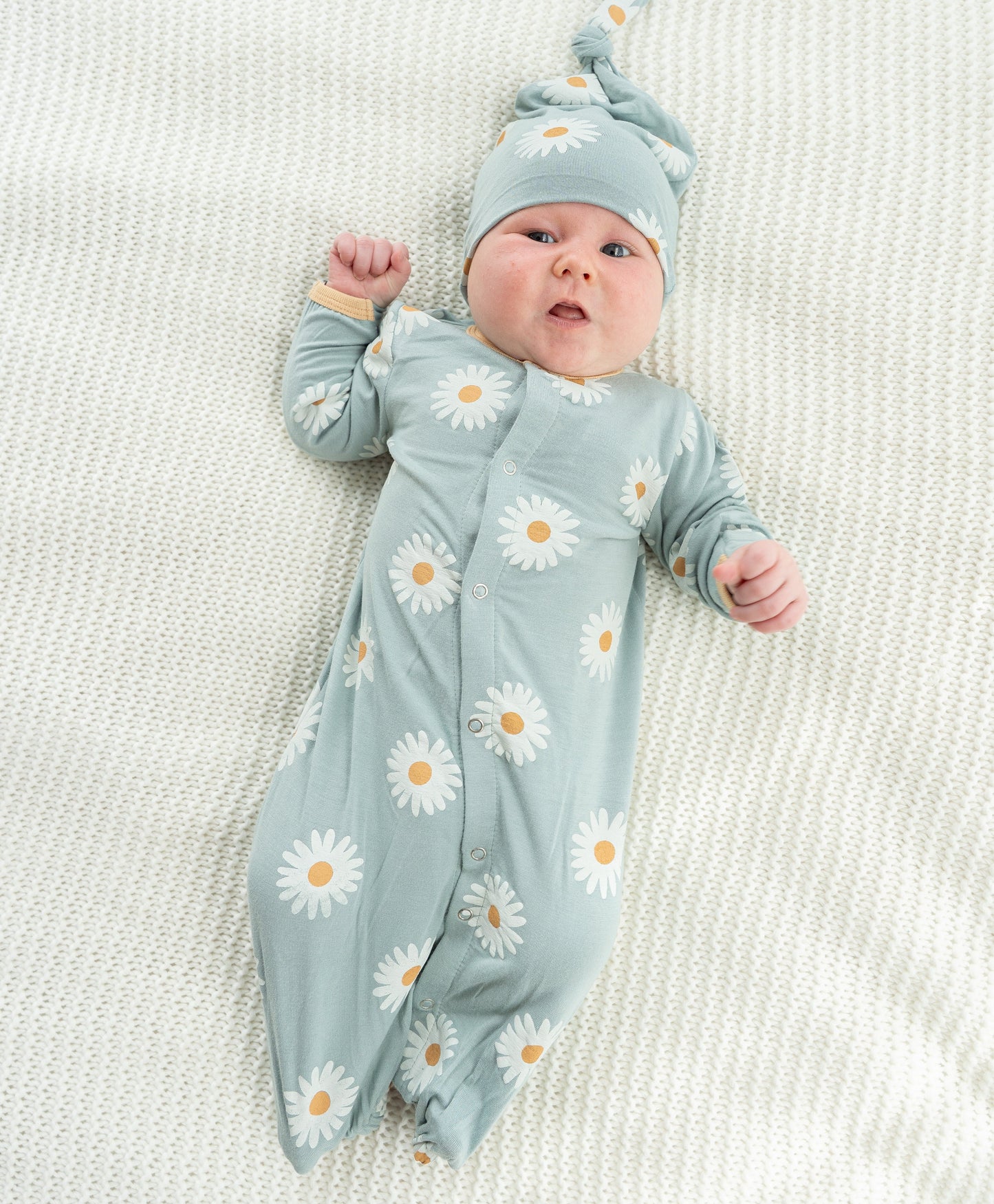 Bamboo Knot Hat (Daisy Print)