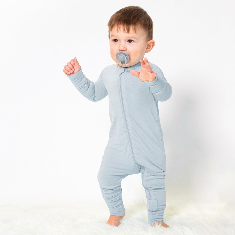 Bamboo 2-way Zipper Romper/Footless Sleeper (Magic Cloud)