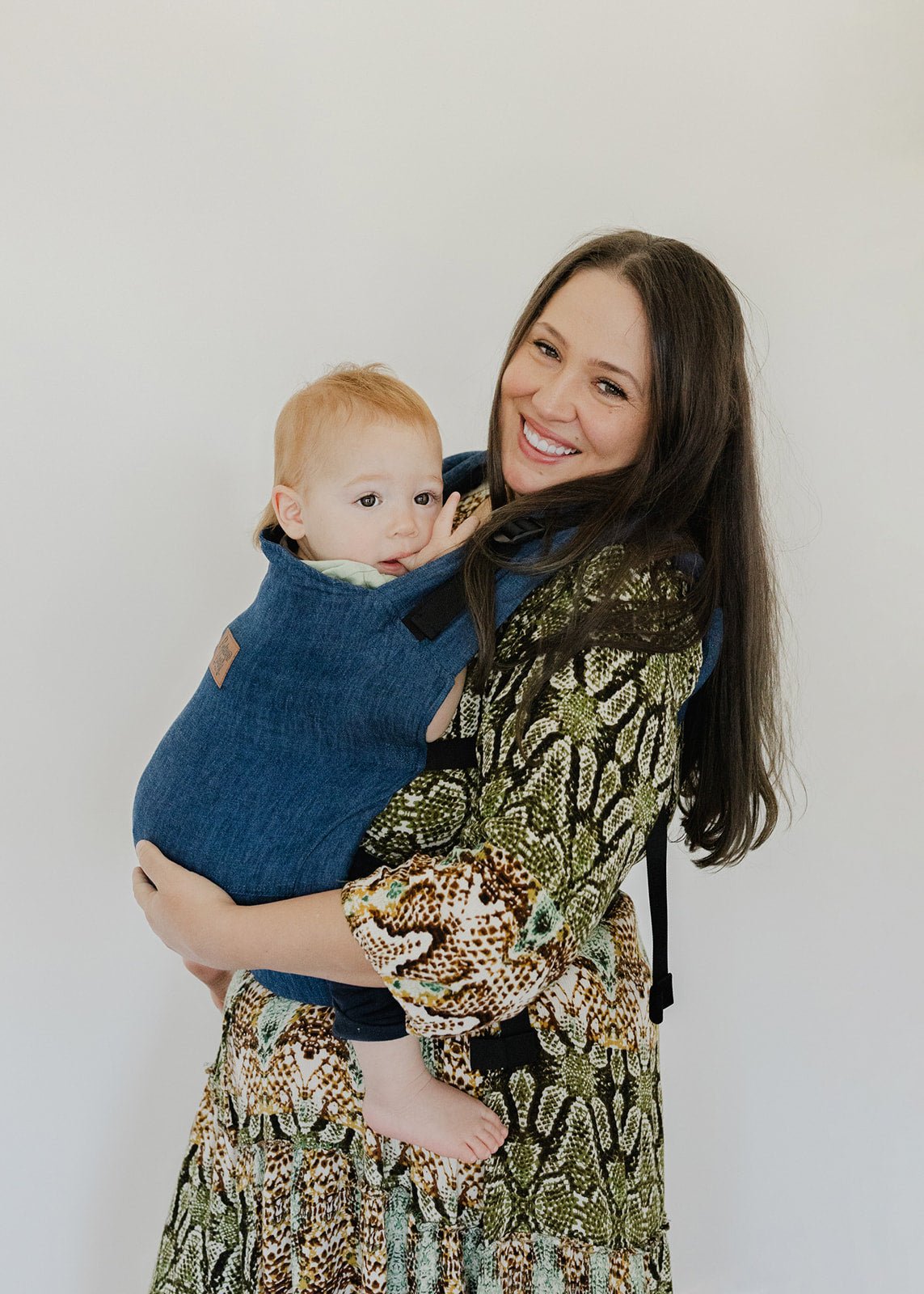 Beluga Cove Baby Carrier – Indigo