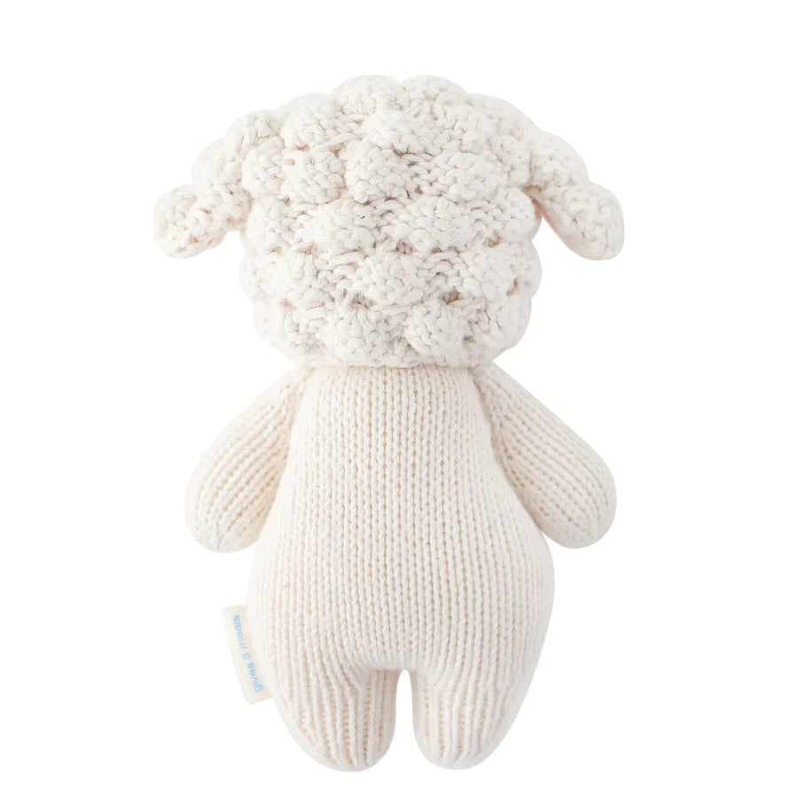 Baby lamb | Cuddle + Kind