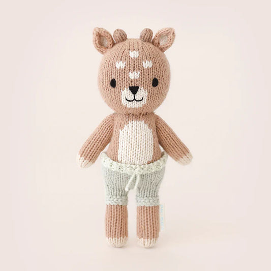 Tiny Elliott the fawn | Cuddle + Kind