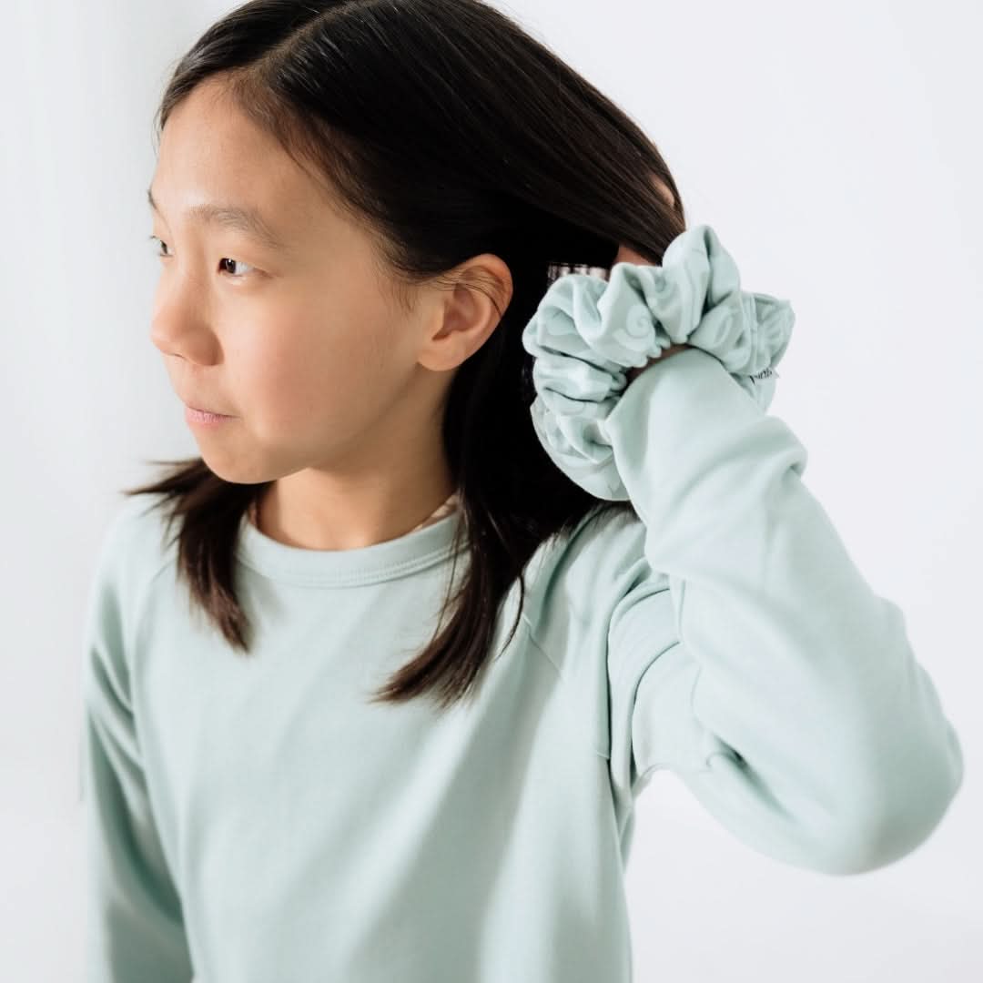 Bamboo Scrunchie | Taffy Pink