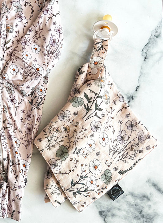 Attache-suce floral en mousseline de bambou