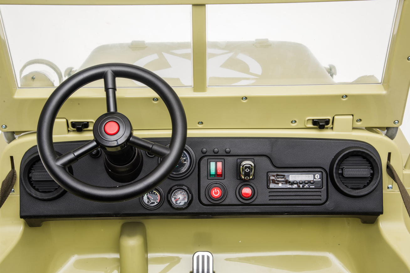 Voiture électrique pour enfants 24 V Jeep militaire 3 places DELUXE avec télécommande