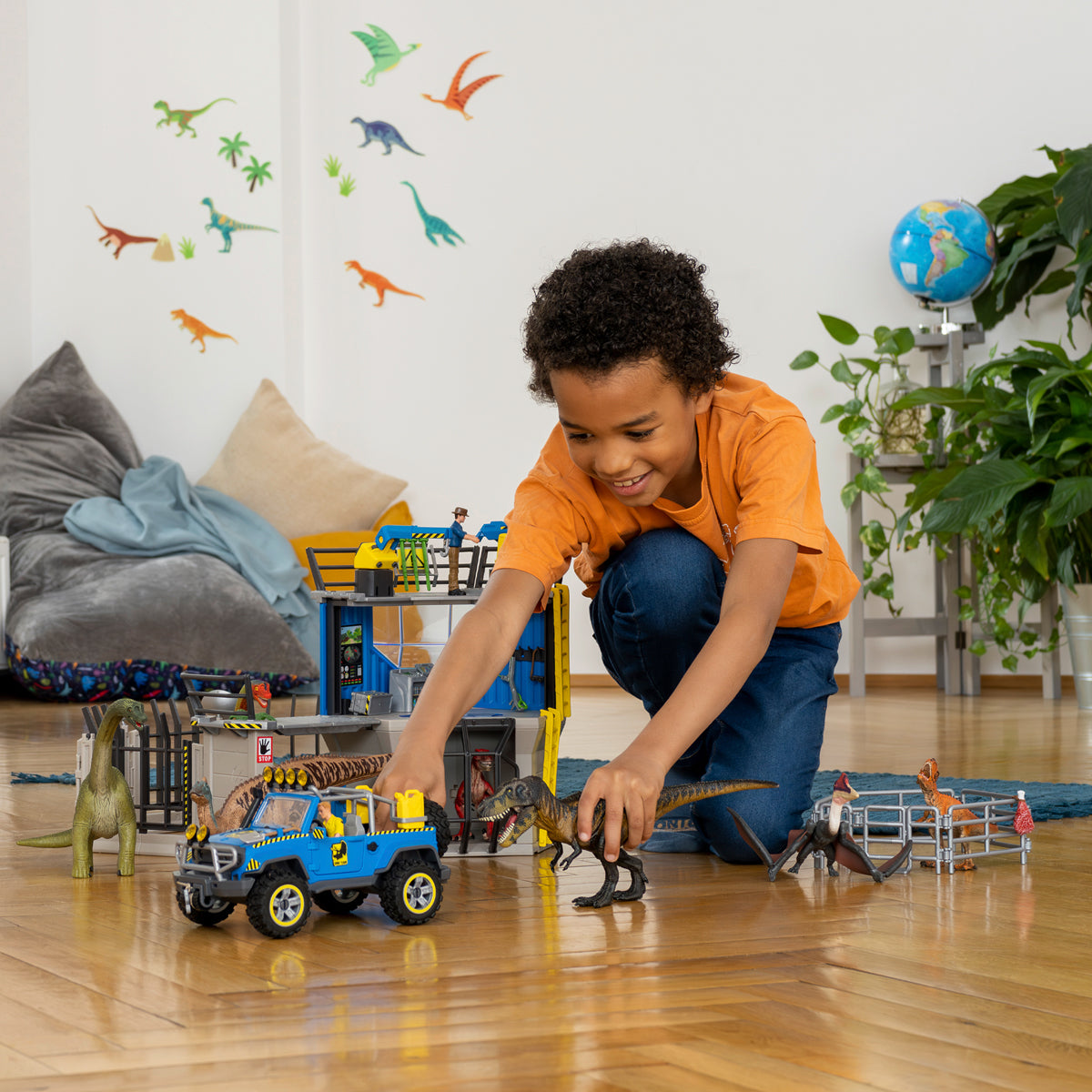 Véhicule tout-terrain avec poste dinosaures