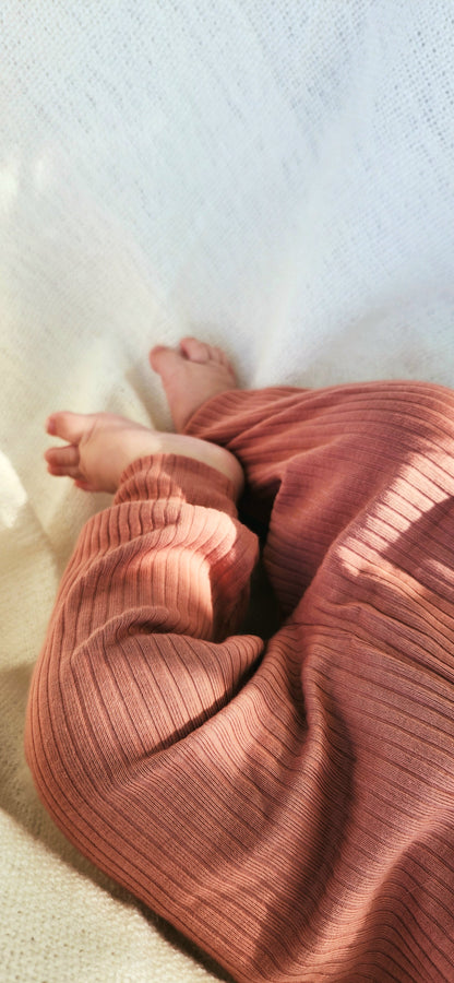 Ensemble deux pièces en coton biologique pour bébé, Terracotta rose | ba.be.O Canada