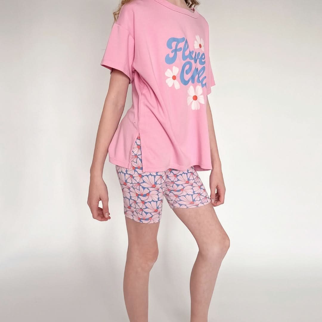 Short cycliste en bambou pour enfant | Motifs floraux sur fond marin