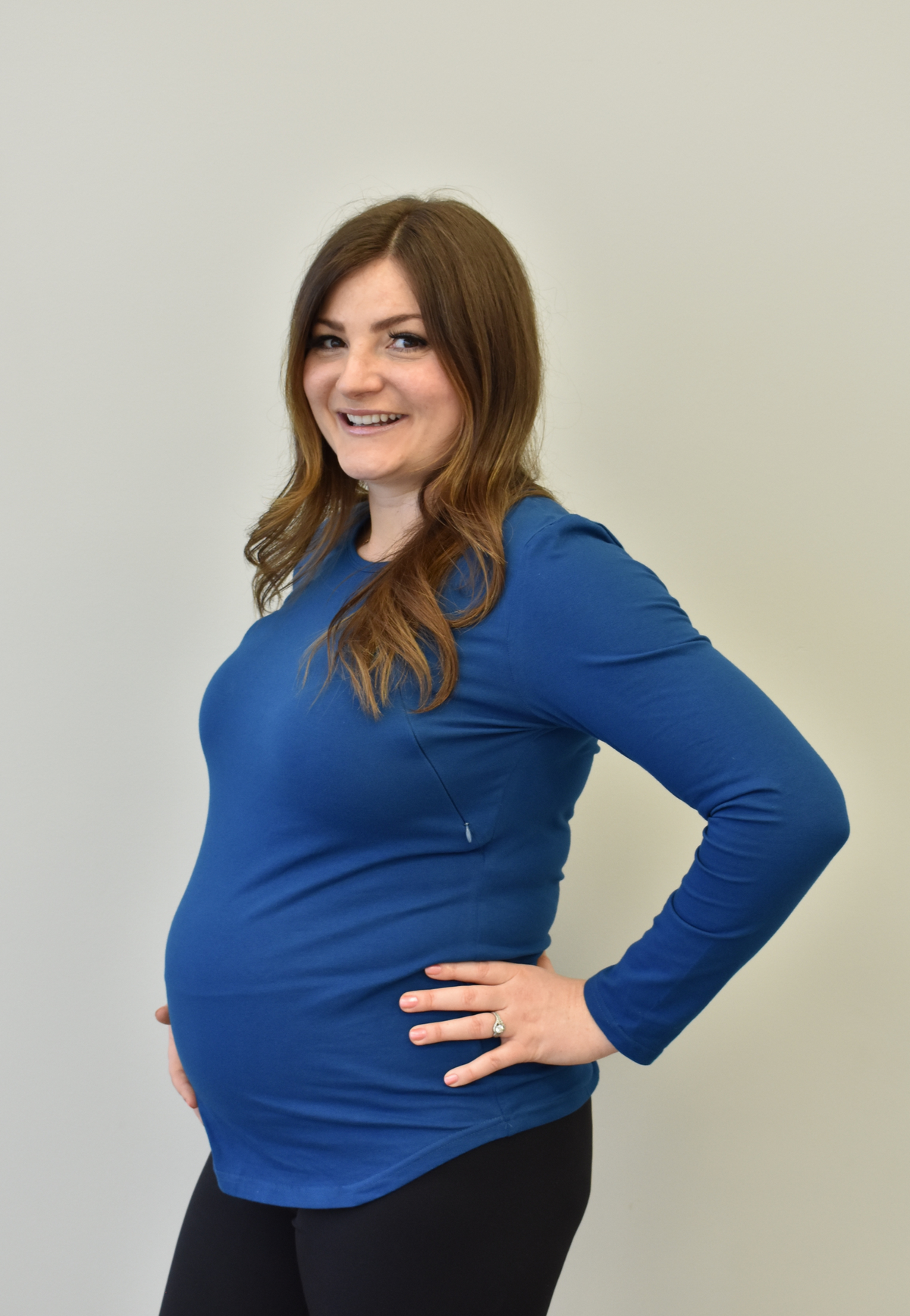 Zoe Long-Sleeve Zipper Nursing Top