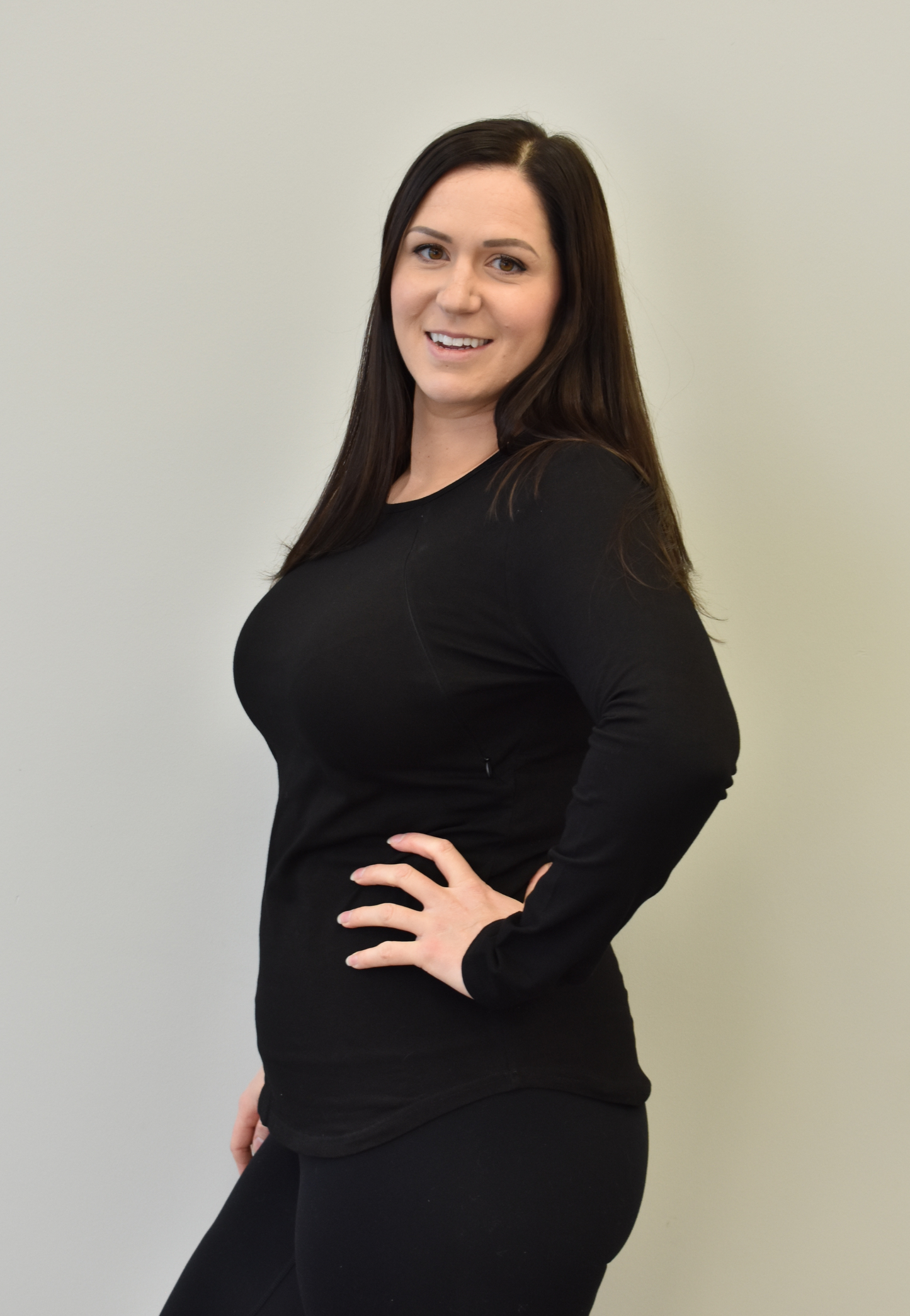Zoe Long-Sleeve Zipper Nursing Top
