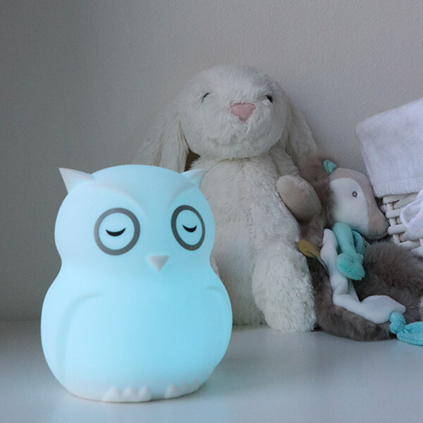 Hibü: Portable Silicone Night Light || Hibü: La veilleuse portable pour bébé