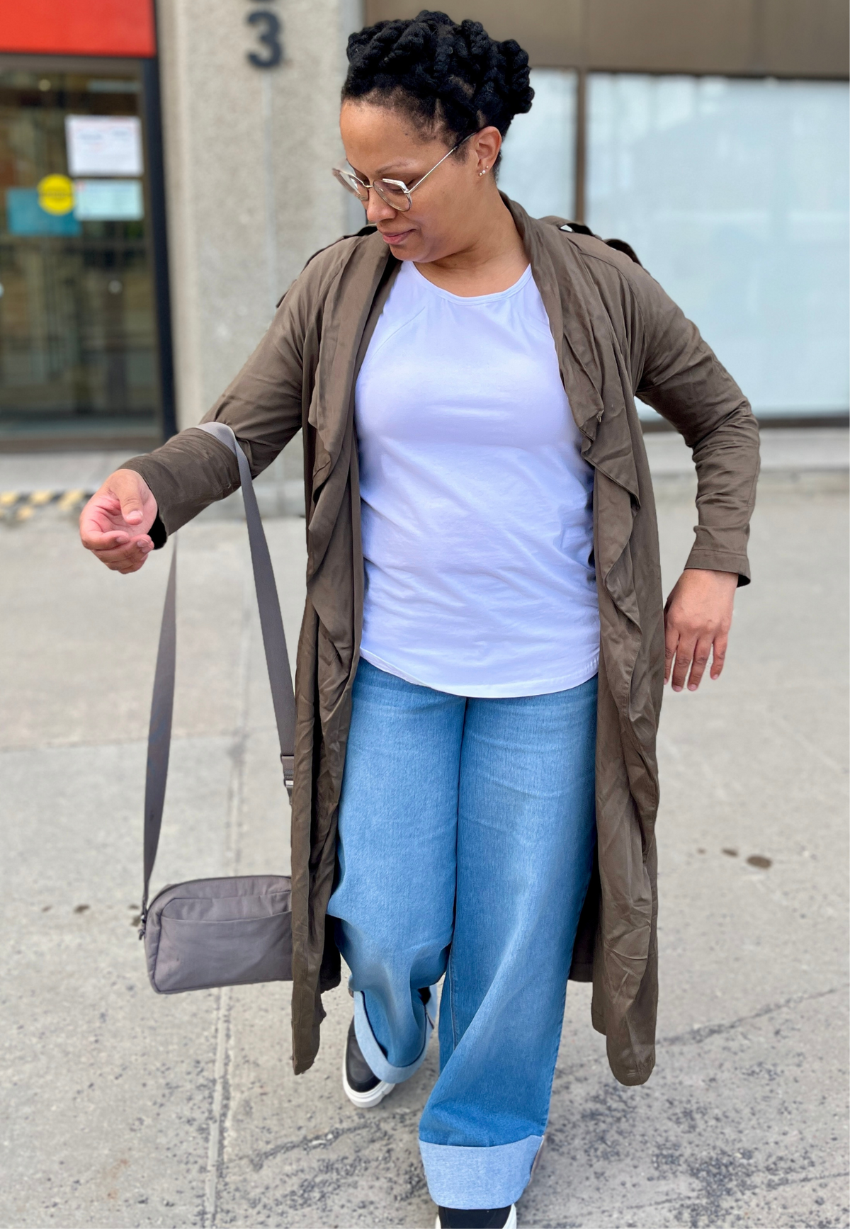 Willa Roll-Cuff Wide-Leg Maternity Jeans