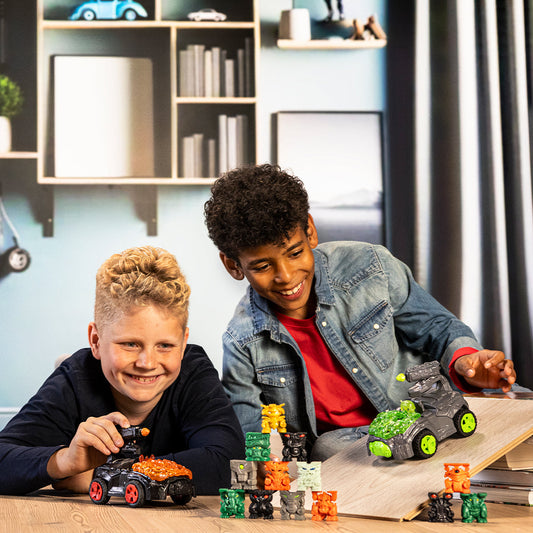 CrashMobile de pierre avec mini-créature