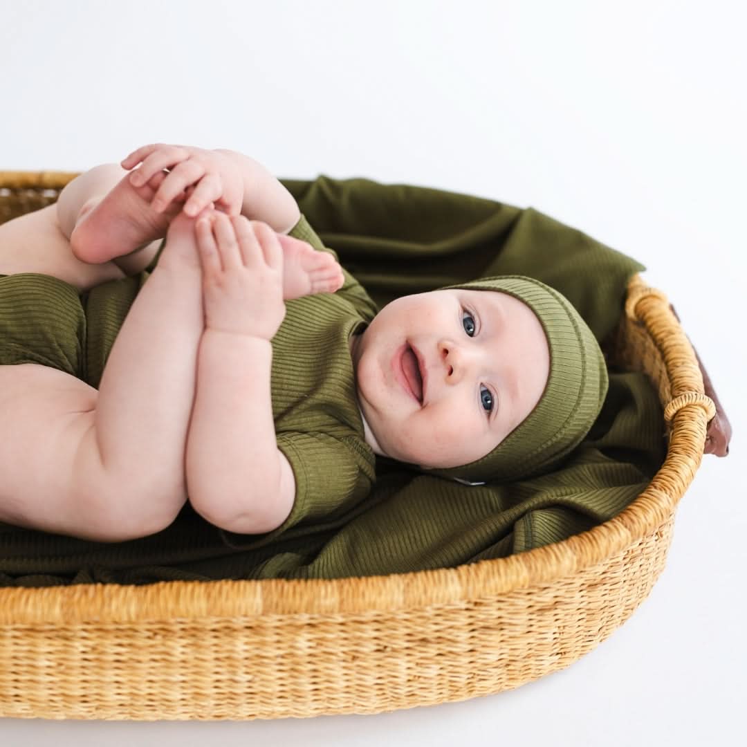 Bonnet en bambou pour bébé/enfant | Côtes olive