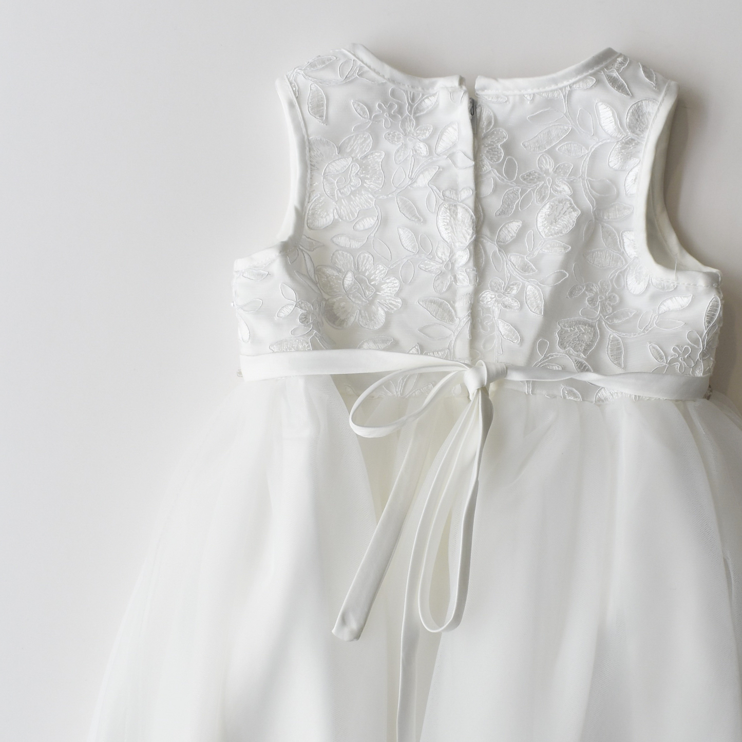 Robe de cérémonie bébé en dentelle illusion