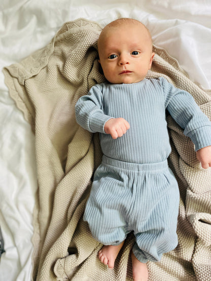 Ensemble deux pièces en coton biologique pour bébé, bleu Harbour | ba.be.O Canada