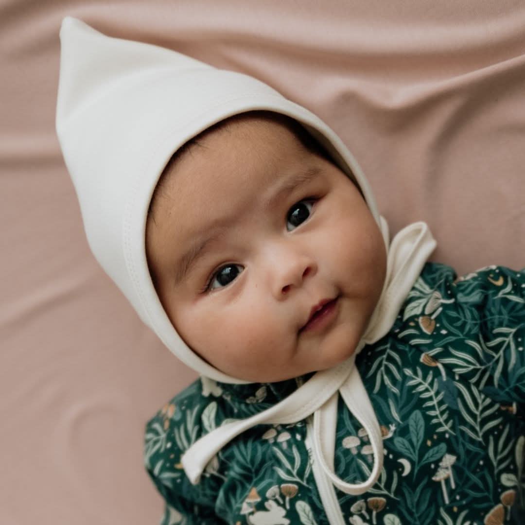 Bonnet lutin en bambou pour bébé | Bois de rose