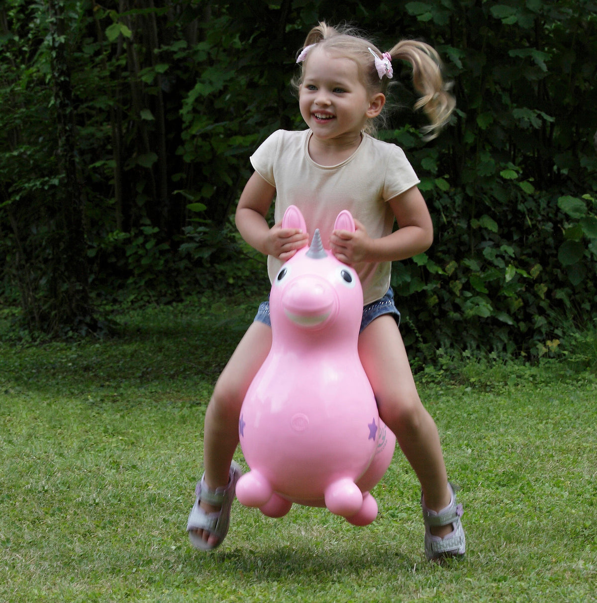 Rody Magical Unicorn Bounce Toy with Pump