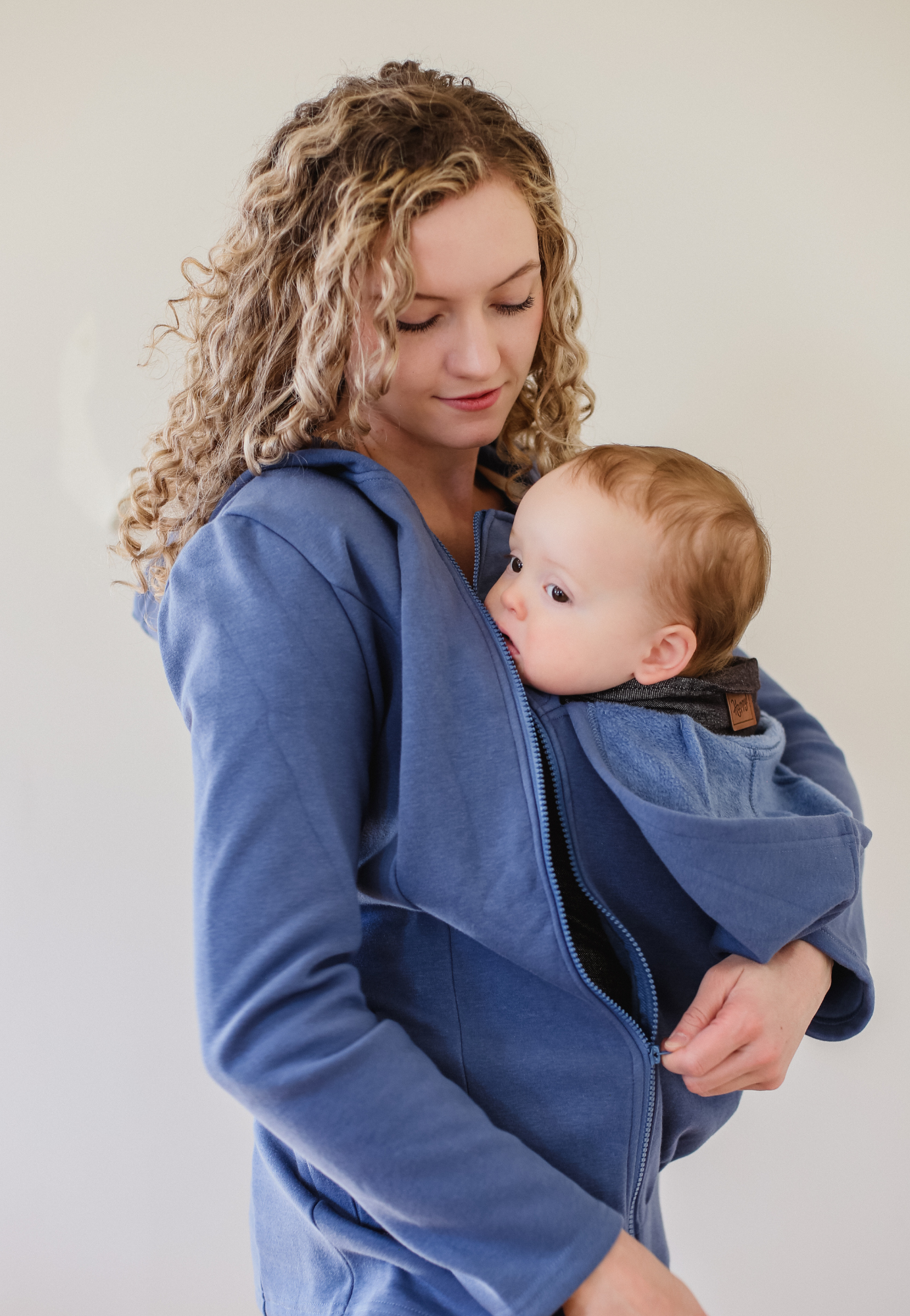 Hoodie en polar 2-en-1 pour portage