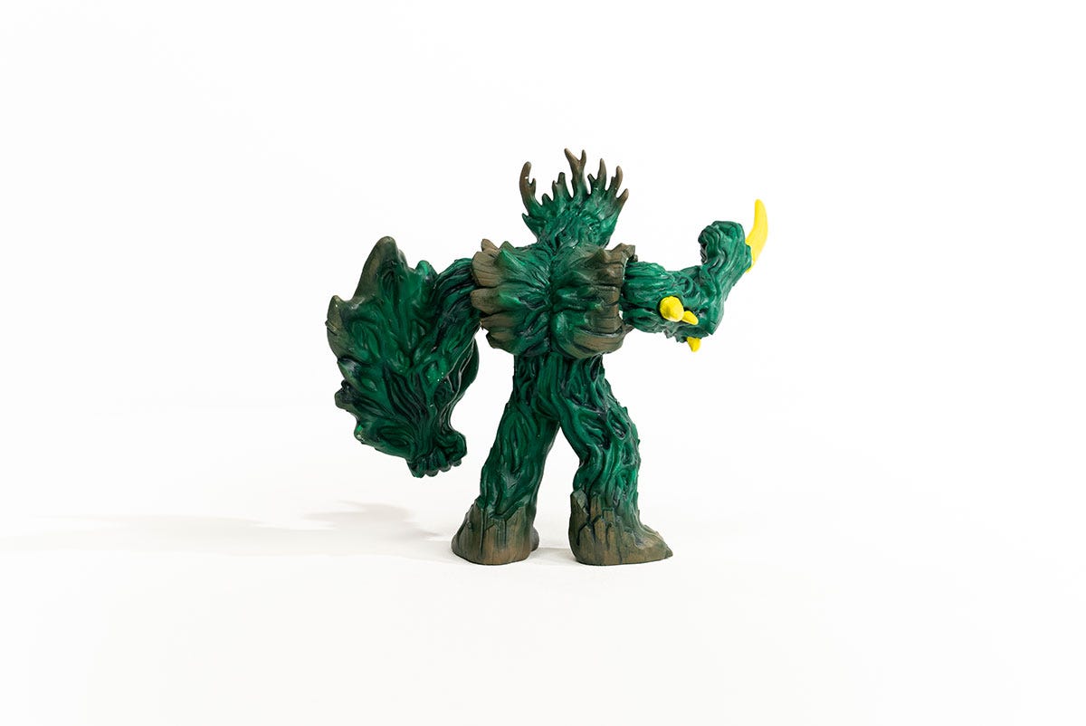 Jungle Emperor Camouflage Creature