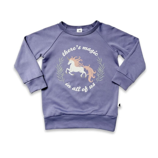 Pull à manches raglan en bambou graphique pour bébé/enfant | Il y a de la magie en chacun de nous en lilas poussiéreux