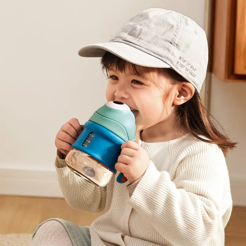 Pudizzy Straw Sippy Cup
