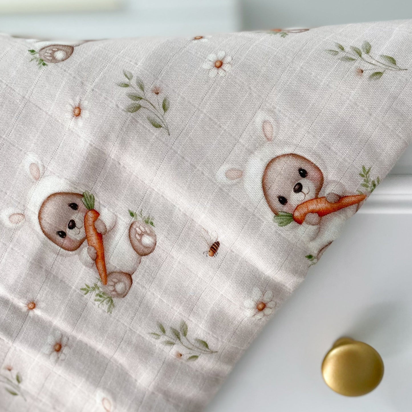 Mousseline 70% bambou - Ours déguisé en lapin