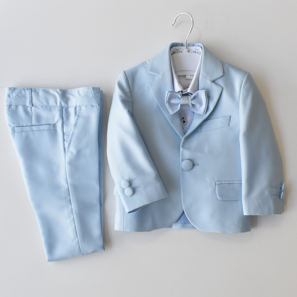 Enzo's Classic Suit Set