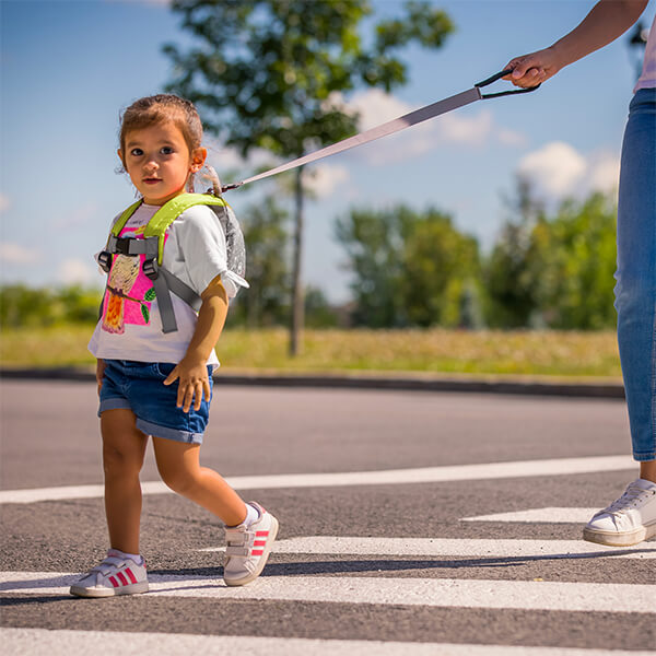 Päk: Toddler Backpack with Rein || Päk: Mini sac à dos pour tout-petit