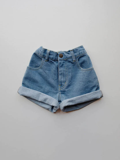 Le short en jean
