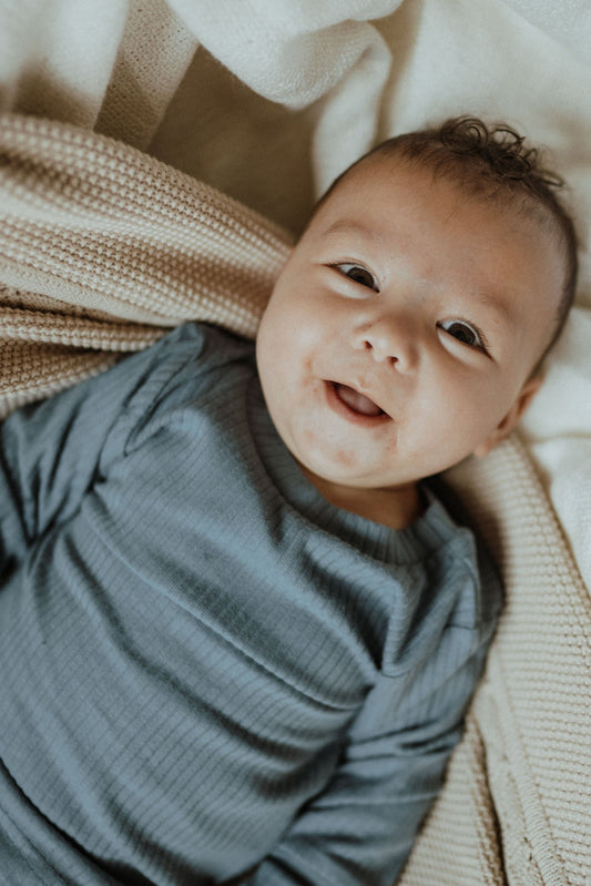 Organic Cotton Two-Piece Baby Outfit, Deep Blue | ba.be.O Canada