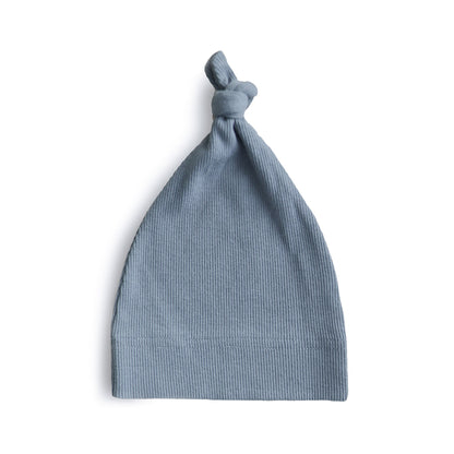 Tuque côtelée en coton biologique pour bébé – 0-3 mois