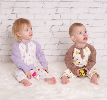 Organic Cotton Long Sleeve Romper with Kangaroo Pocket (Honey Bear Print)