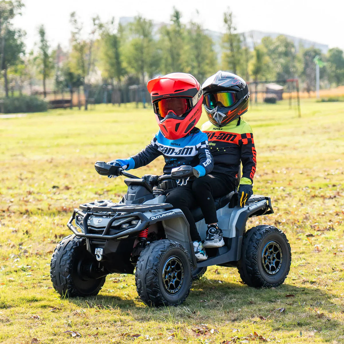 VTT électrique Can-Am Outlander 4X4 24V 2 places pour enfants 2026