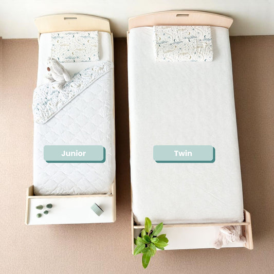 CHERRY JUNIOR - Lit de sol Montessori avec étagères