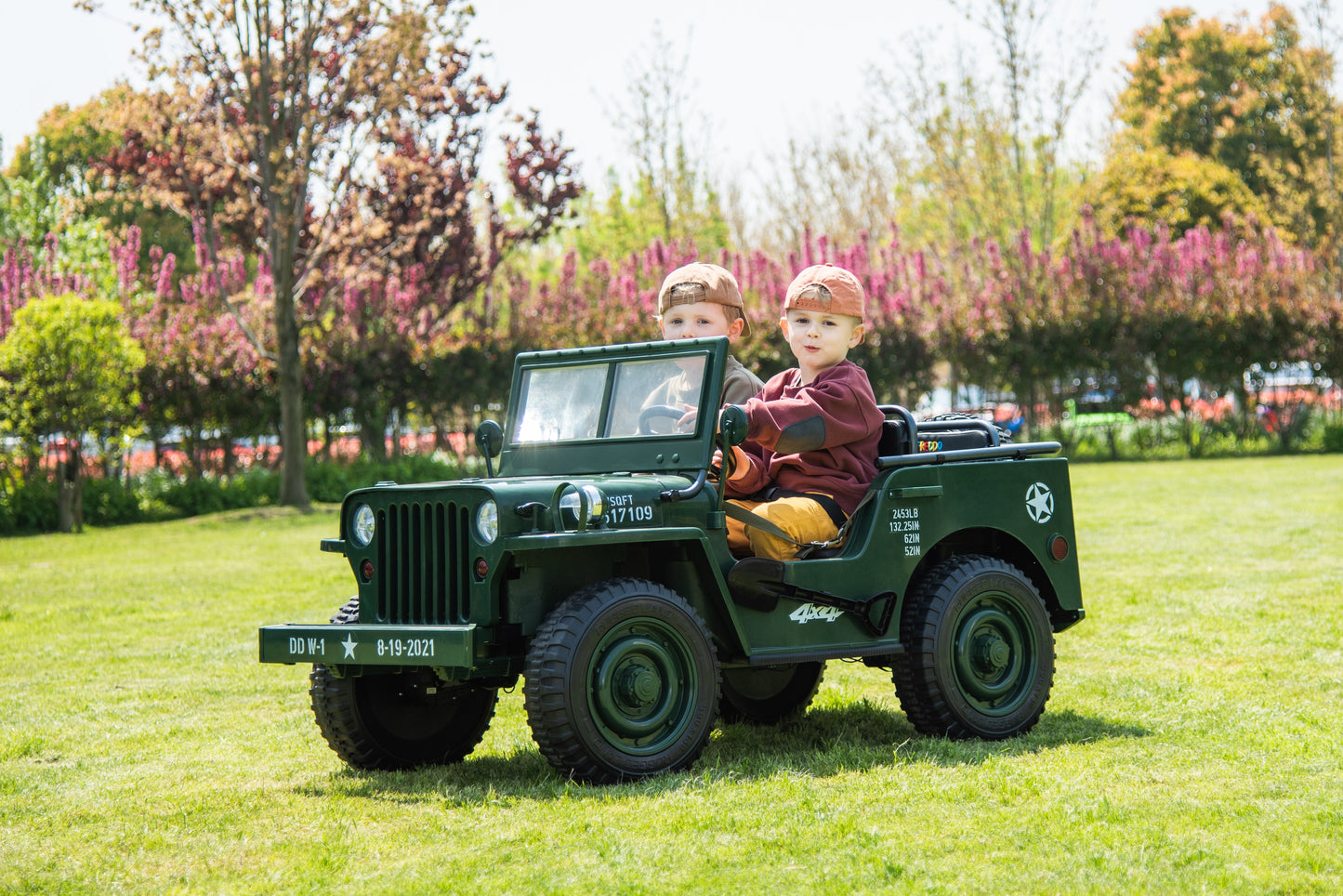 Voiture électrique pour enfants 24 V Jeep militaire 3 places DELUXE avec télécommande