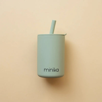 Gobelet en silicone avec paille et couvercle