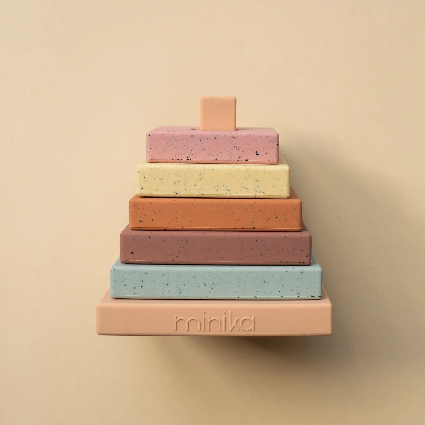 Stacking tower
