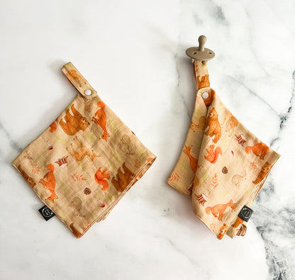 🦊Bamboo Muslin Pacifier Clip - Woodland Friends