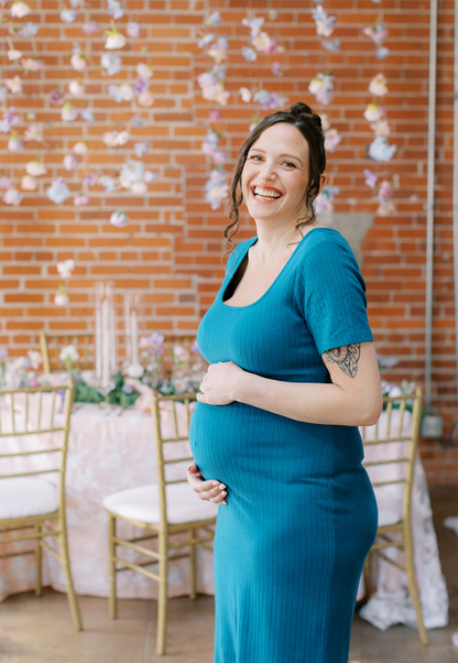 Ribbed Midi Maternity T-Shirt Dress