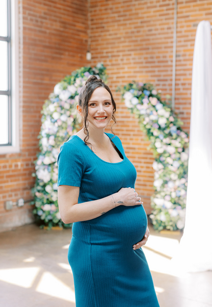 Ribbed Midi Maternity T-Shirt Dress