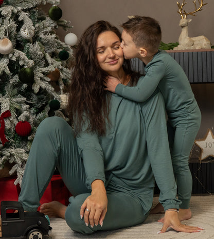 Bamboo Long Sleeve Pajama Set (Pine)