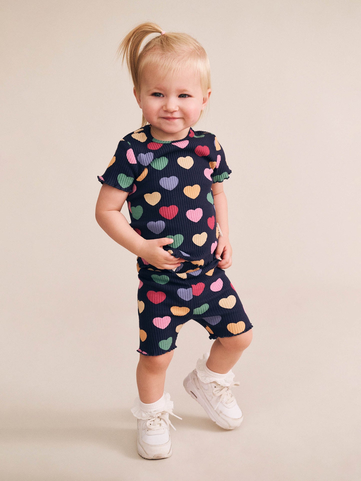 T-shirt côtelé multi cœurs | Marine | Huxbaby