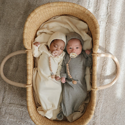 Jaquette nouée côtelée pour bébé en coton bio Mushie, 0-3 mois