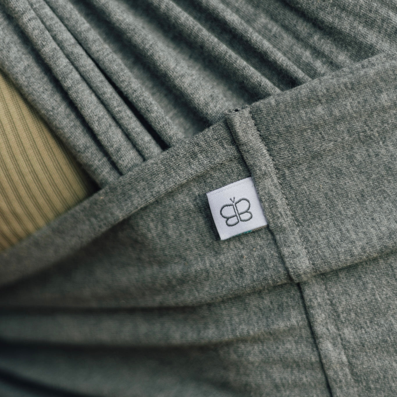 Snüg: Baby Wrap with Buckles
