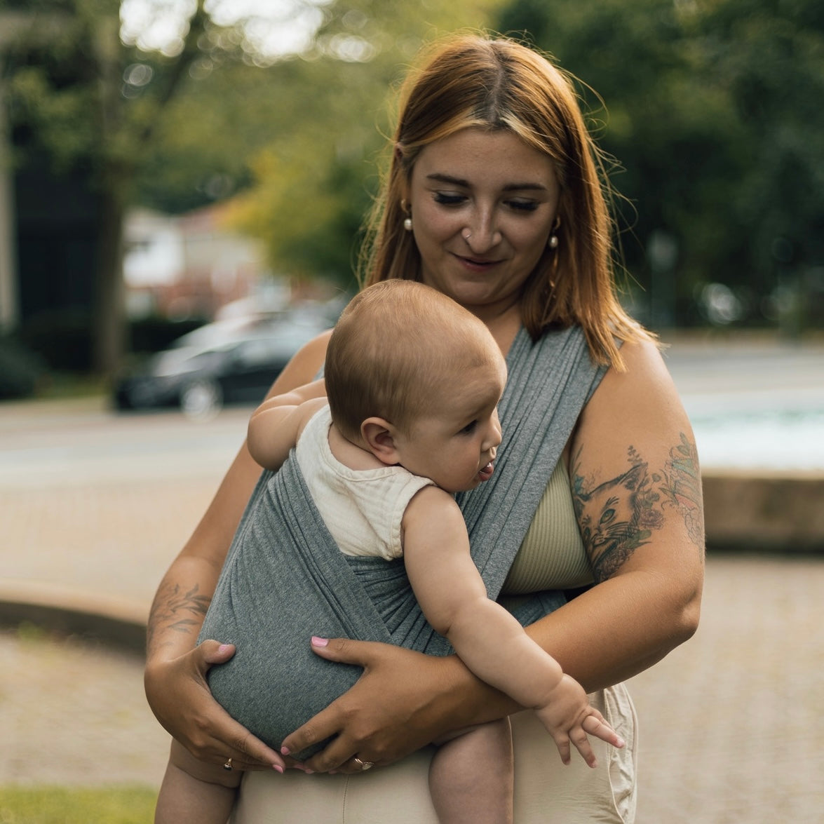 Snüg: Baby Wrap with Buckles