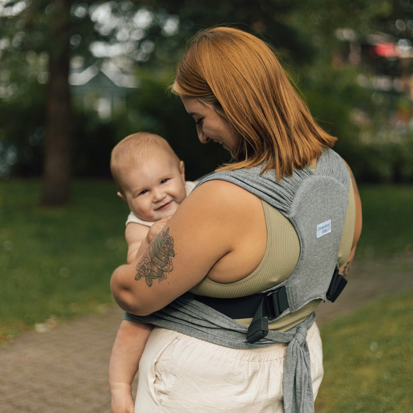 Snüg: Baby Wrap with Buckles